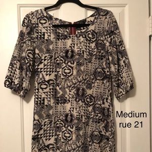 Medium rue 21 dress